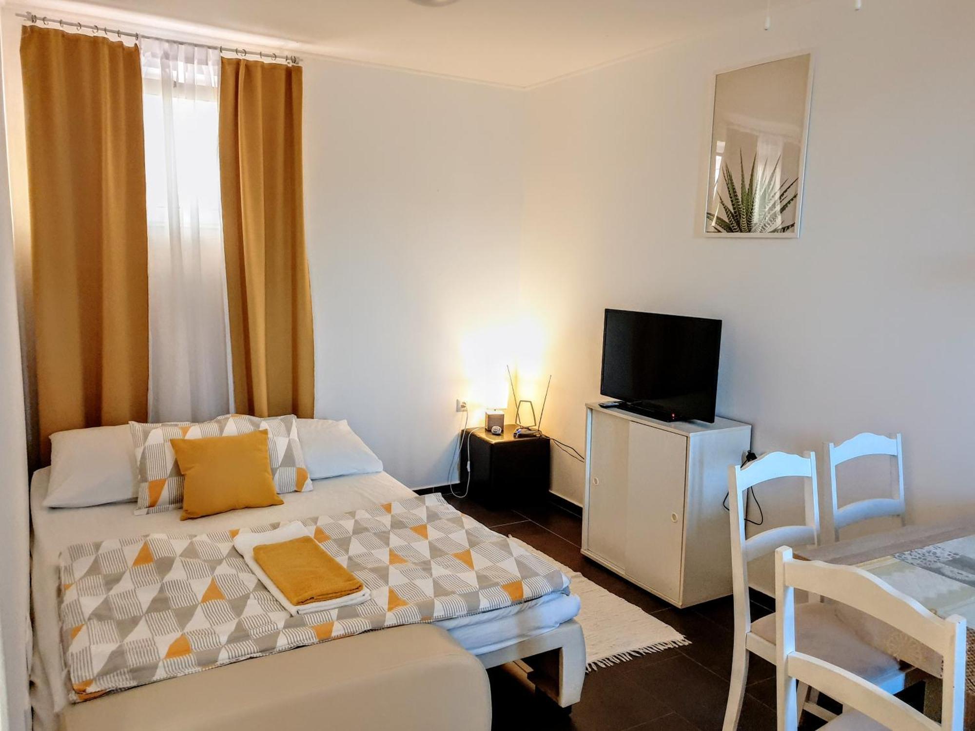 Apartments Katicin Poljana  部屋 写真