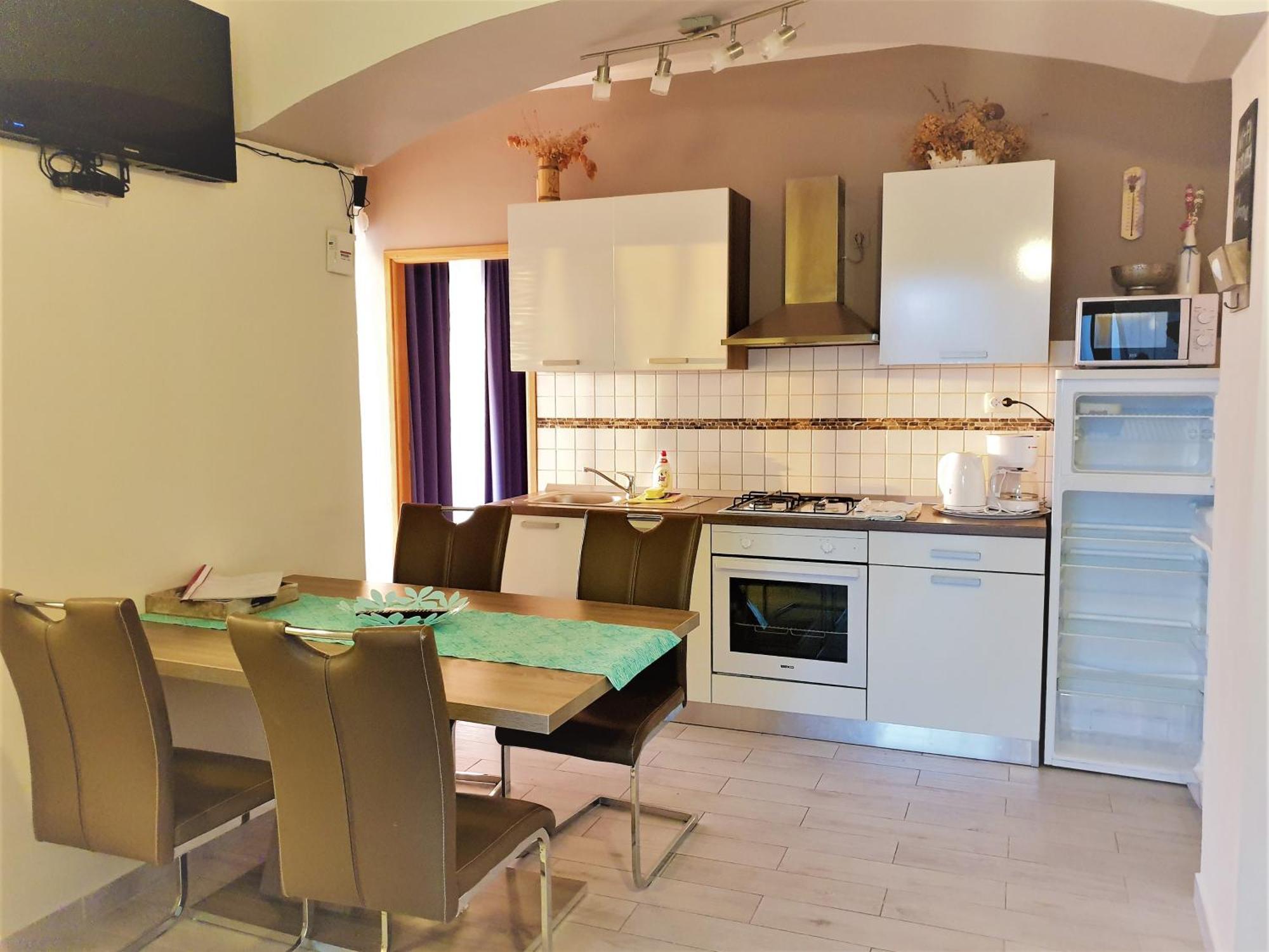 Apartments Katicin Poljana  部屋 写真